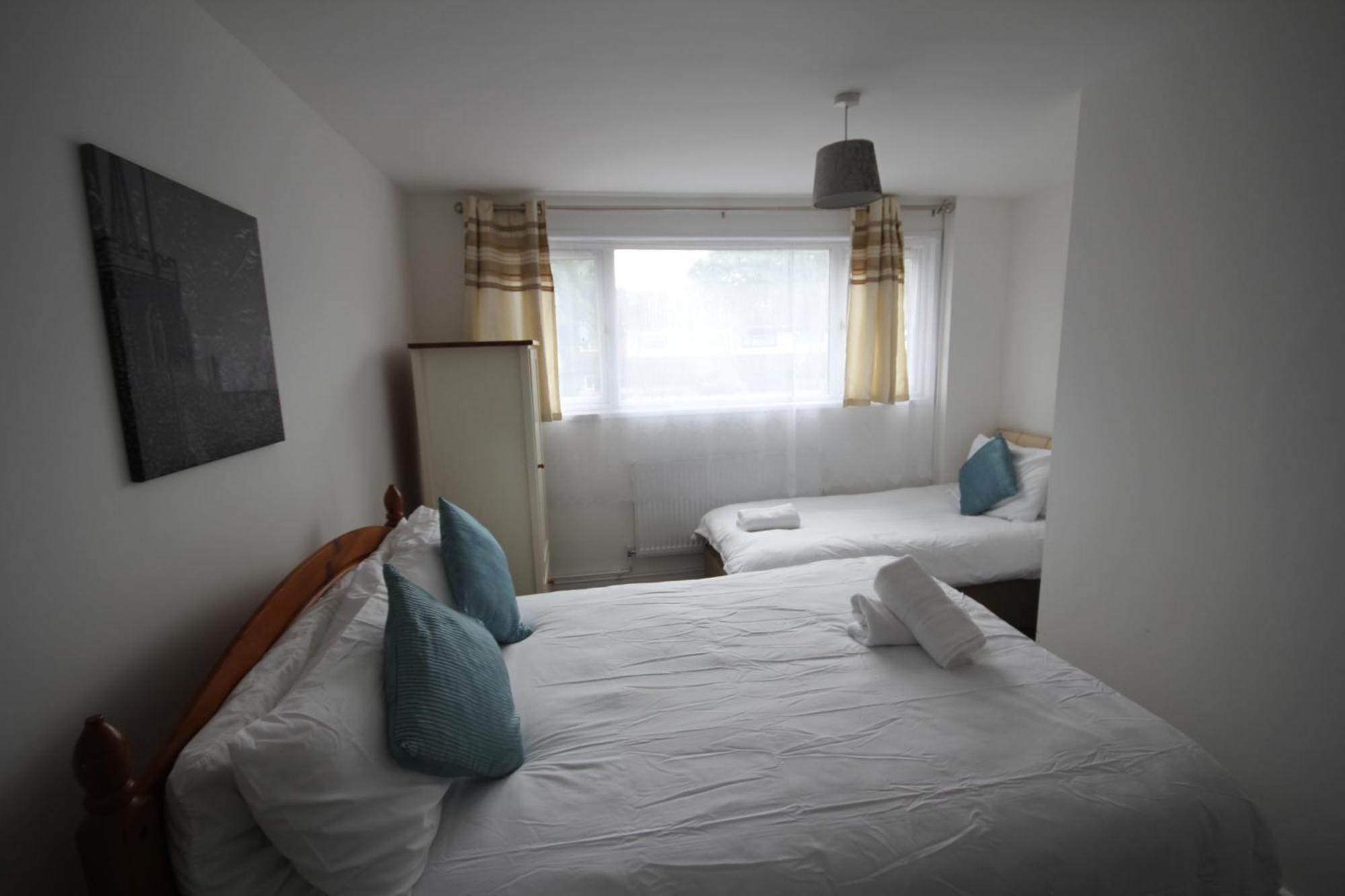 Charnwood Place Holiday home Hillingdon