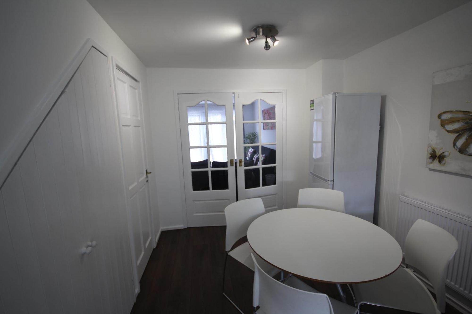 Charnwood Place Holiday home Hillingdon